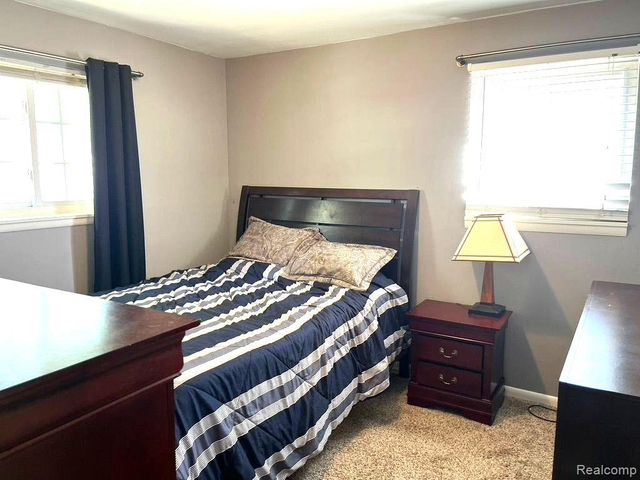 28817 Groveland Street, Madison Heights, MI 48071