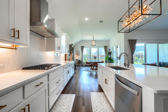 2532 Blackpool Court, Celina, TX 75009