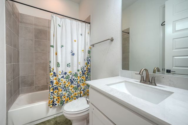 2532 Blackpool Court, Celina, TX 75009