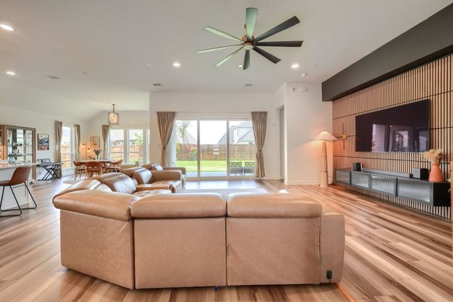 2532 Blackpool Court, Celina, TX 75009