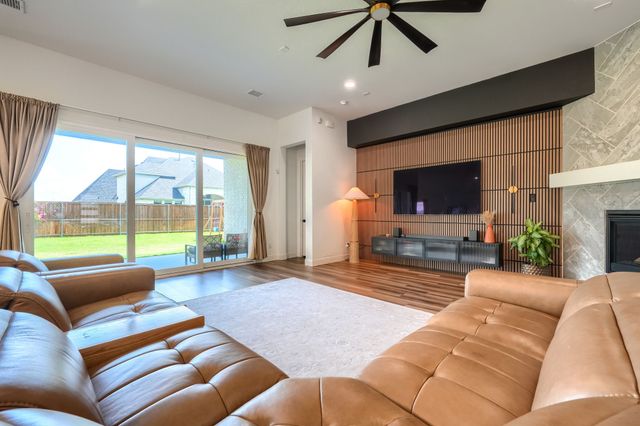 2532 Blackpool Court, Celina, TX 75009