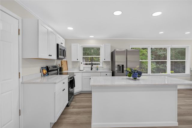 103 Laurel Estates Drive, Walhalla, SC 29691