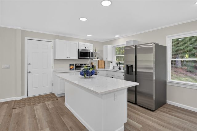 103 Laurel Estates Drive, Walhalla, SC 29691