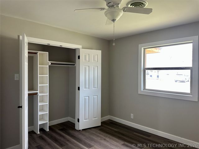 1024 N 3rd Avenue, Durant, OK 74701