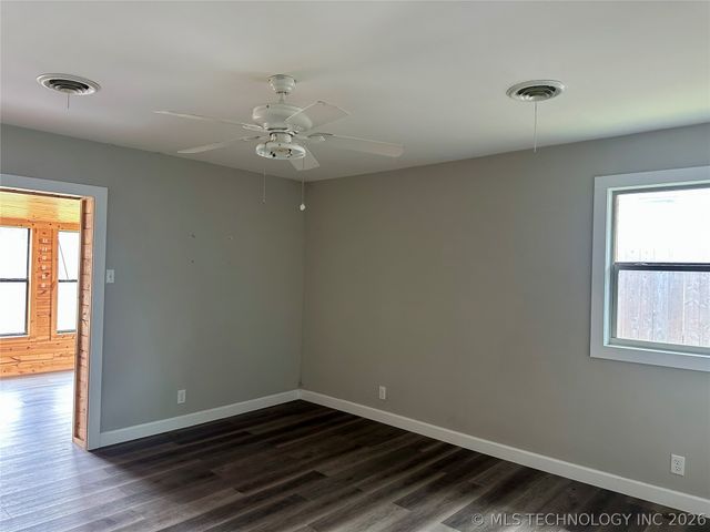 1024 N 3rd Avenue, Durant, OK 74701