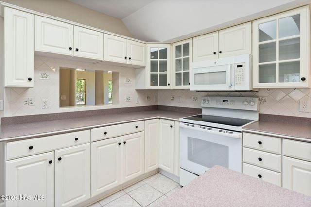 3907 Northeast Avenue, Castle Hayne, NC 28429