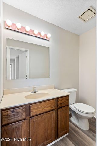 3907 Northeast Avenue, Castle Hayne, NC 28429
