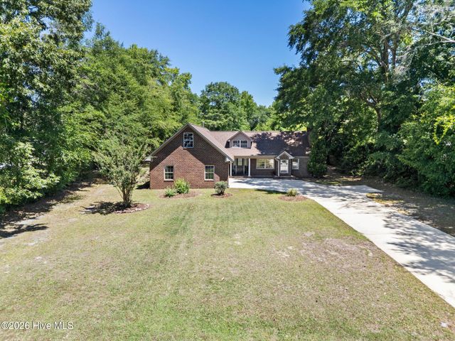 3907 Northeast Avenue, Castle Hayne, NC 28429