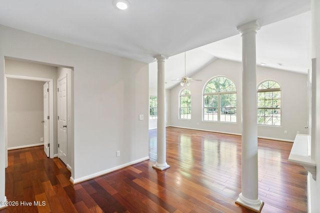 3907 Northeast Avenue, Castle Hayne, NC 28429