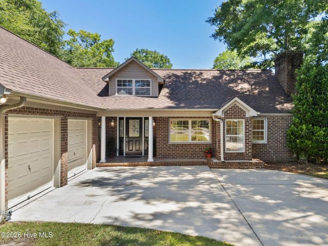 3907 Northeast Avenue, Castle Hayne, NC 28429