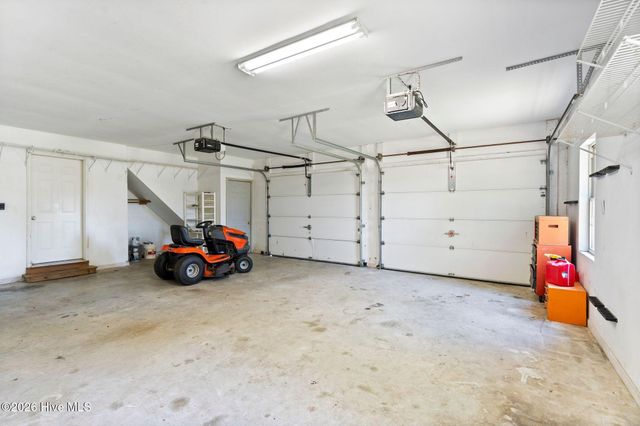 3907 Northeast Avenue, Castle Hayne, NC 28429