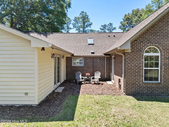 3907 Northeast Avenue, Castle Hayne, NC 28429