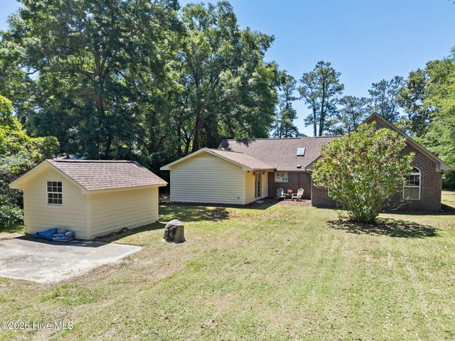 3907 Northeast Avenue, Castle Hayne, NC 28429