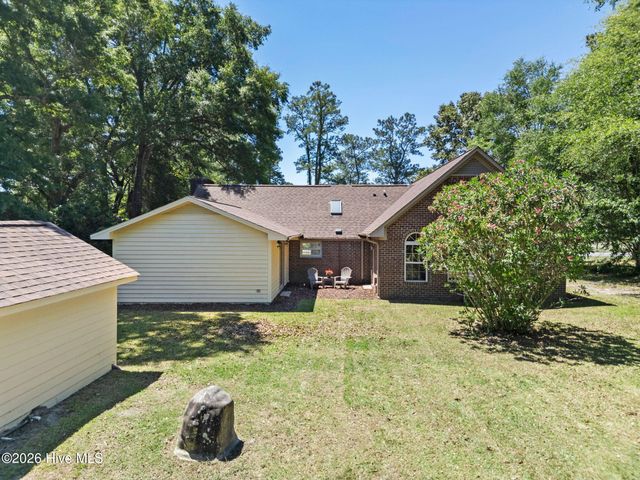 3907 Northeast Avenue, Castle Hayne, NC 28429