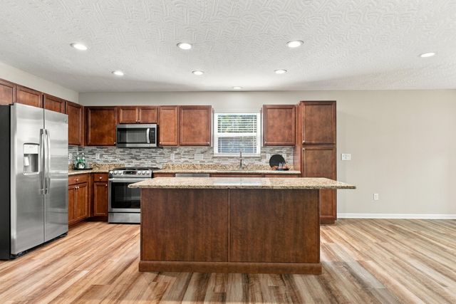 247 Jay Court, Delaware, OH 43015