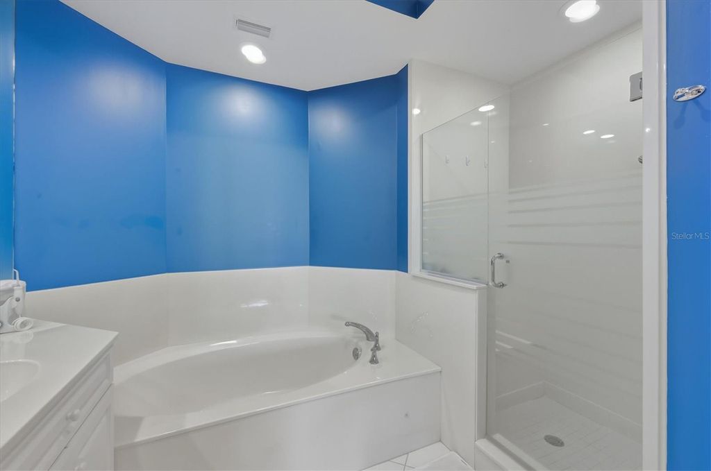 Image 23 of property listing at 767 S HARBOR DRIVE 1B, Boca Grande, FL 33921