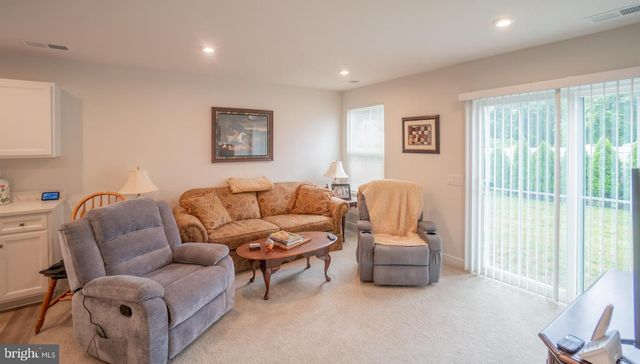 100 SENATORS WAY, Berlin, NJ 08009