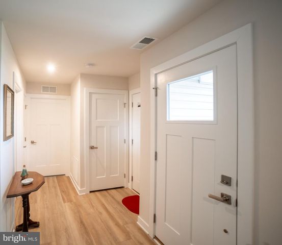 100 SENATORS WAY, Berlin, NJ 08009