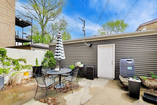 1247 N Rockwell Street 1, Chicago, IL 60622