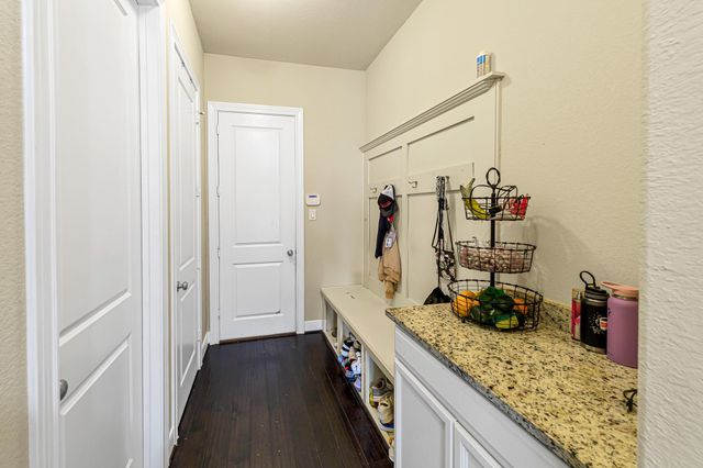 28106 Middlewater View Ln, Katy, TX 77494