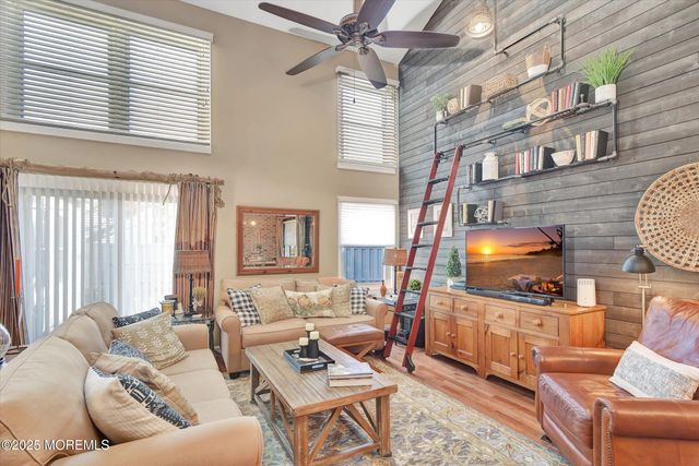 61 Turnberry Circle 143, Toms River, NJ 08753