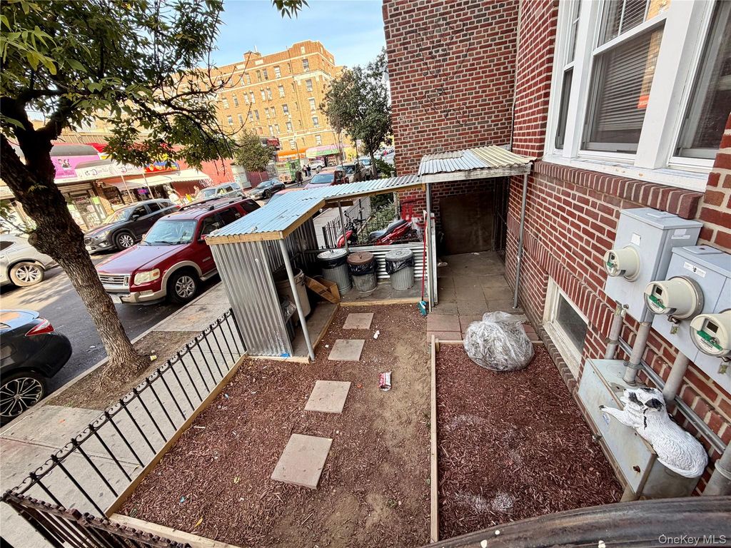 37-11 90th Street, Jackson Heights, NY 11372 — photo 2