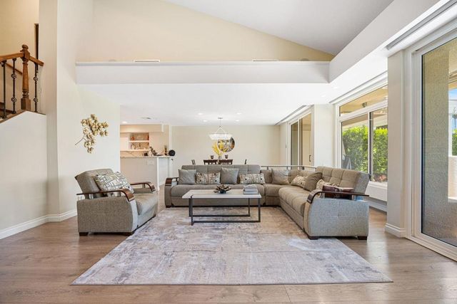 18 N Kavenish Drive, Rancho Mirage, CA 92270