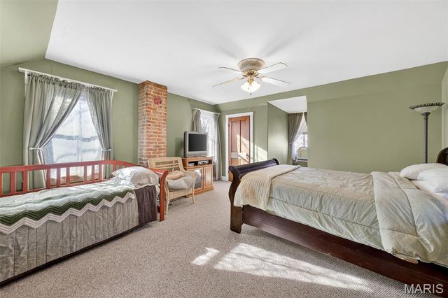 1011 Market Street, Hermann, MO 65041