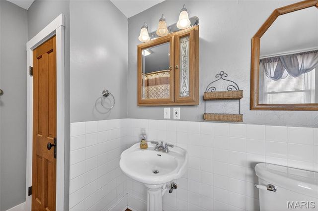 1011 Market Street, Hermann, MO 65041