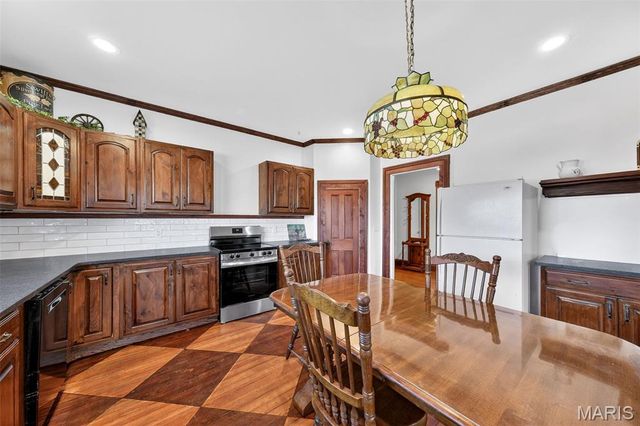 1011 Market Street, Hermann, MO 65041