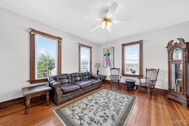 1011 Market Street, Hermann, MO 65041