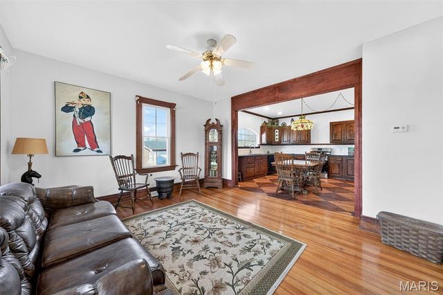 1011 Market Street, Hermann, MO 65041