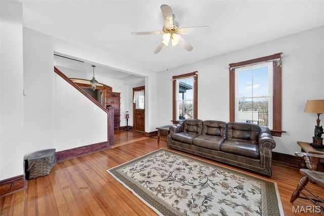 1011 Market Street, Hermann, MO 65041