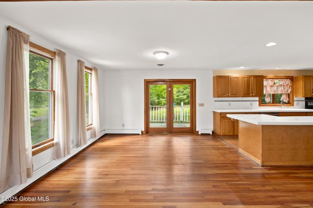 921 Route 29, Milton, NY 12863