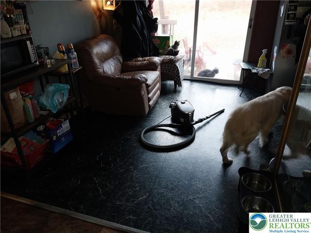 2108 Fox Road, Lehman Twp, PA 18324