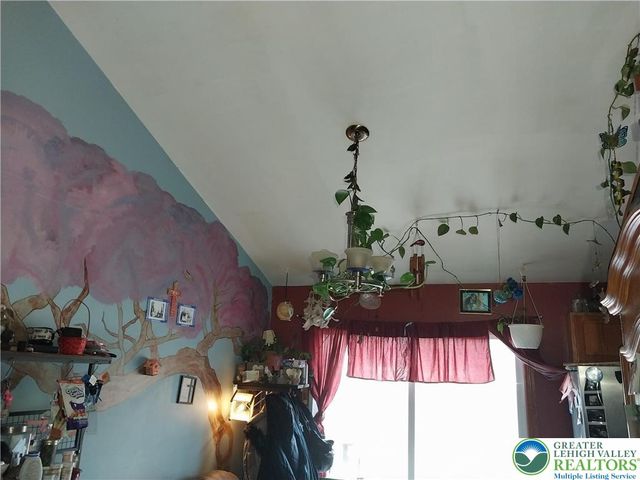 2108 Fox Road, Lehman Twp, PA 18324