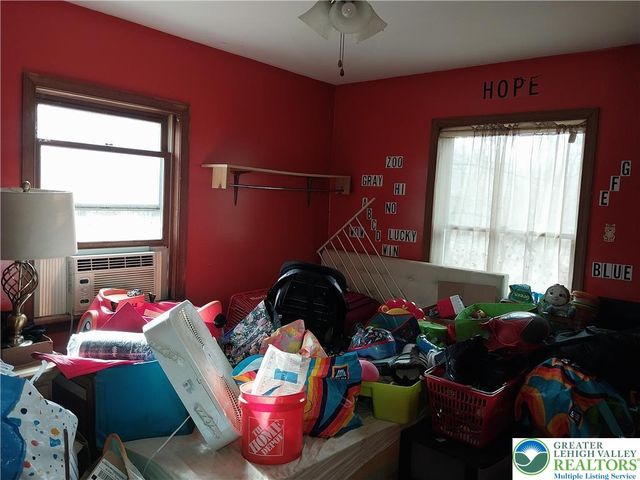 2108 Fox Road, Lehman Twp, PA 18324