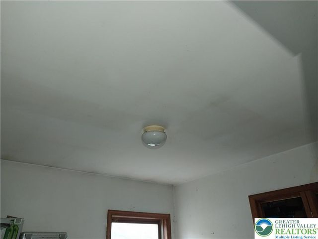 2108 Fox Road, Lehman Twp, PA 18324