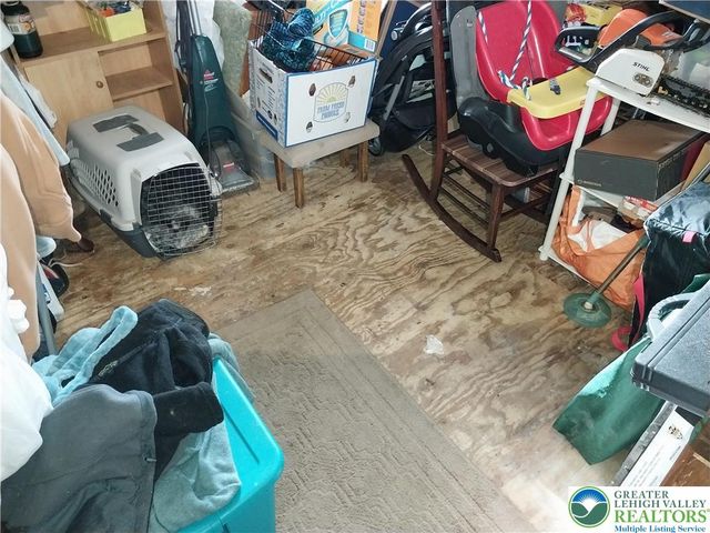 2108 Fox Road, Lehman Twp, PA 18324