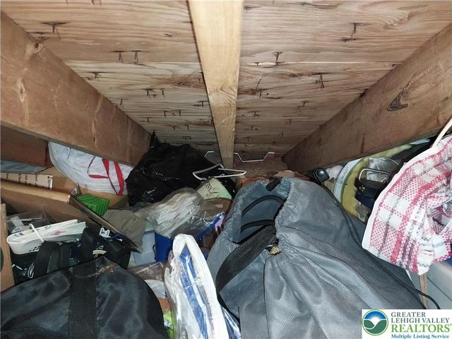 2108 Fox Road, Lehman Twp, PA 18324