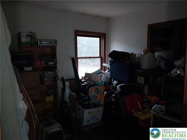 2108 Fox Road, Lehman Twp, PA 18324