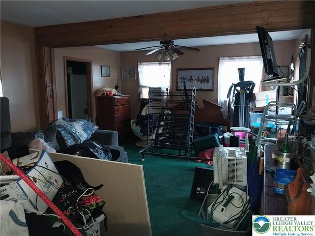 2108 Fox Road, Lehman Twp, PA 18324