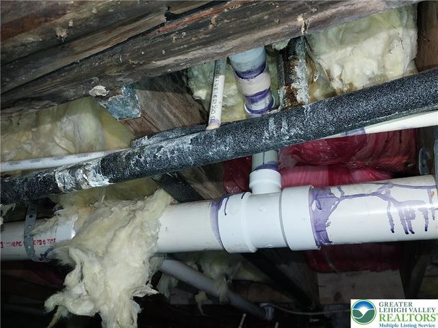 2108 Fox Road, Lehman Twp, PA 18324