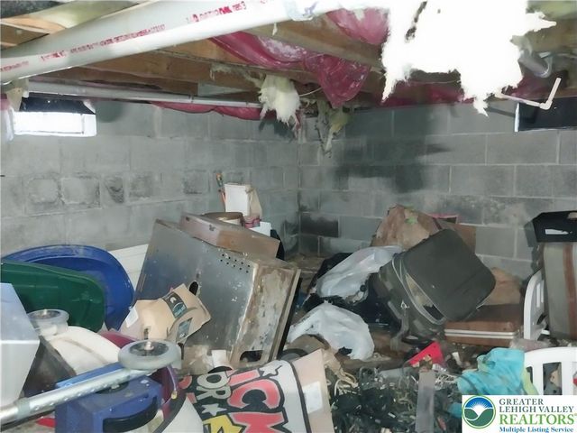 2108 Fox Road, Lehman Twp, PA 18324