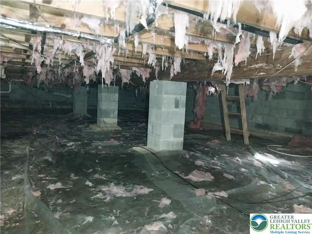 2108 Fox Road, Lehman Twp, PA 18324