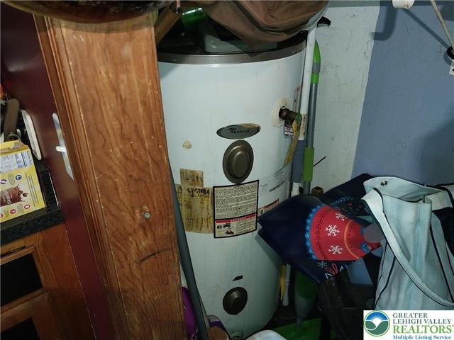 2108 Fox Road, Lehman Twp, PA 18324