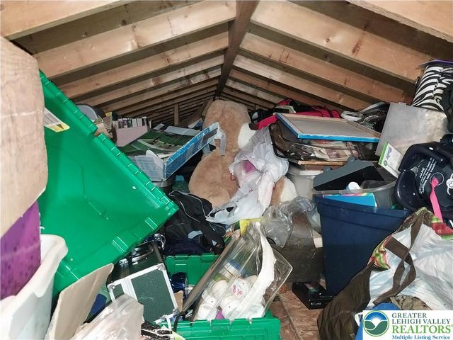 2108 Fox Road, Lehman Twp, PA 18324