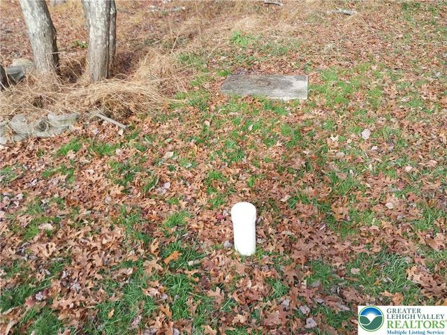 2108 Fox Road, Lehman Twp, PA 18324