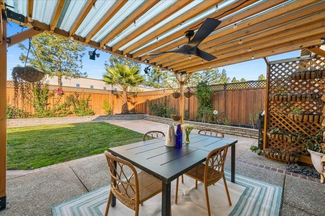610 Daisyfield Dr, Livermore, CA 94551