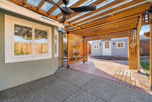 610 Daisyfield Dr, Livermore, CA 94551